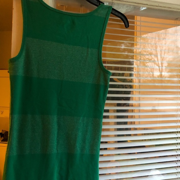 Green Old Navy Tank Top size M - Picture 3 of 3